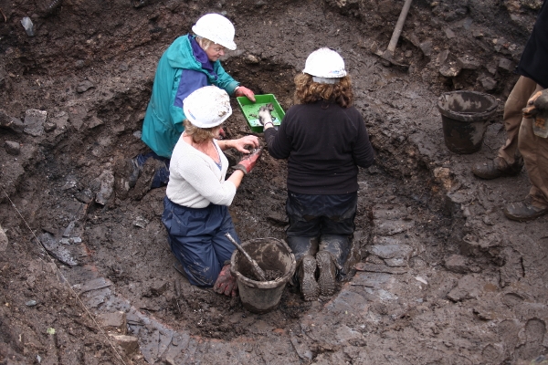 Medieval Drain Dig