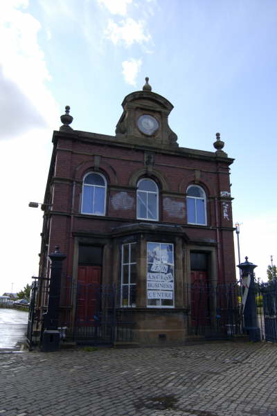 Anchor Mill Gatehouse